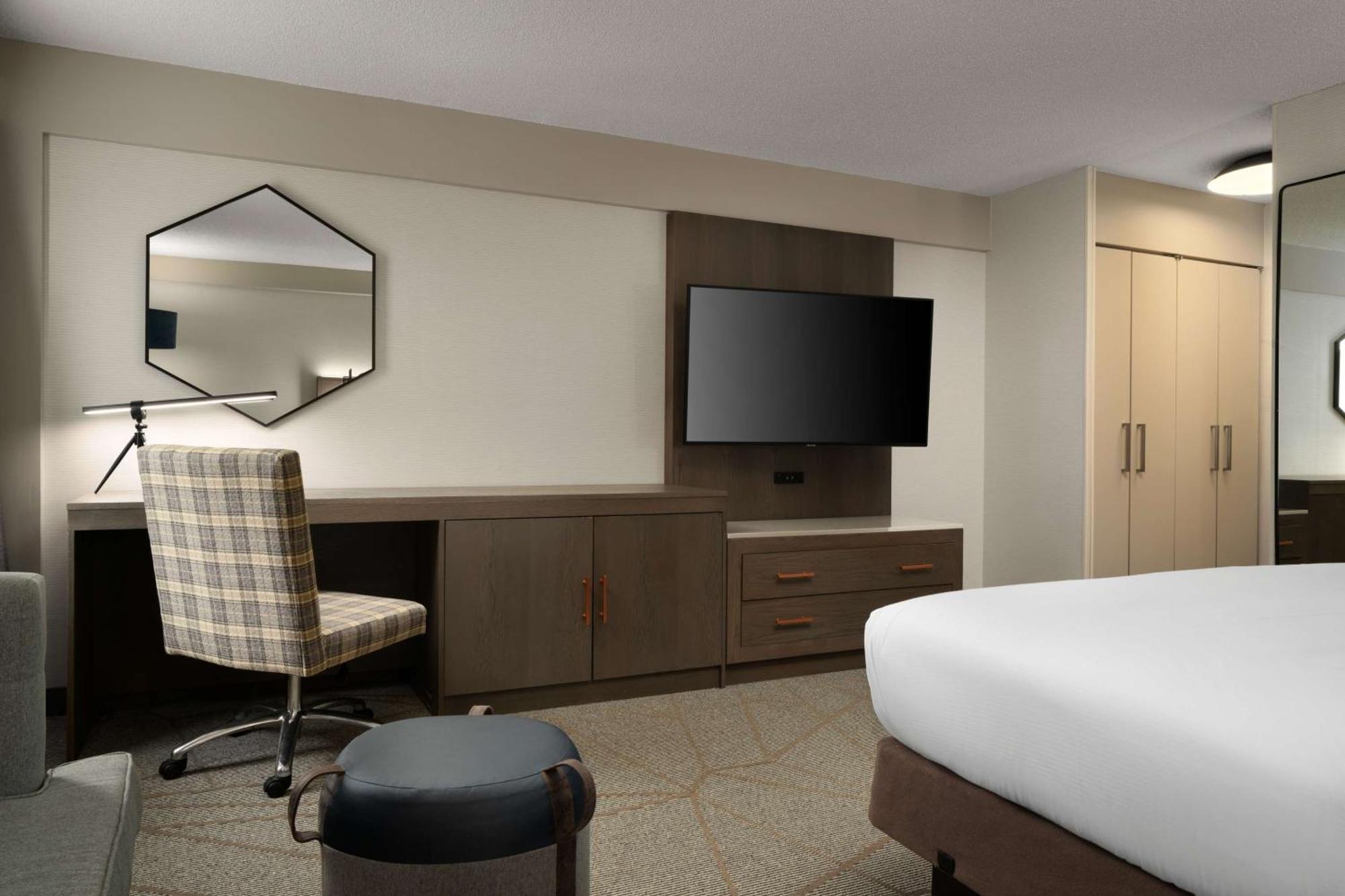 Doubletree By Hilton Pittsburgh Airport Hotel Moon Township Buitenkant foto